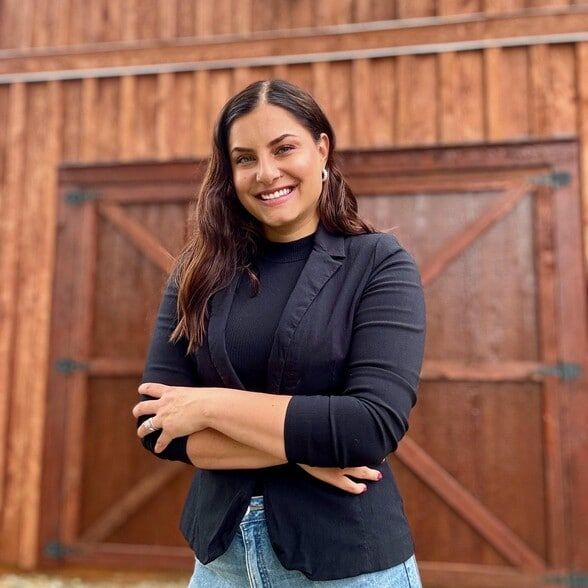 Land Listing Agent Photo