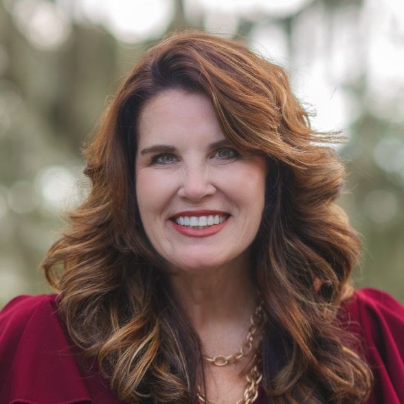 Land Listing Agent Photo