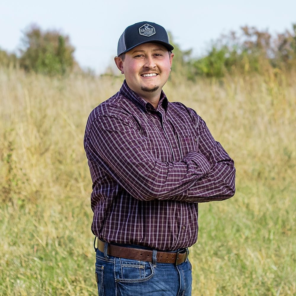 Land Listing Agent Photo