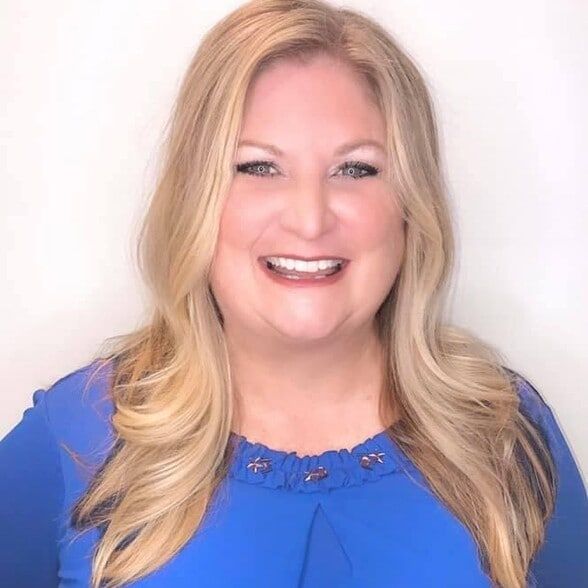 Land Listing Agent Photo