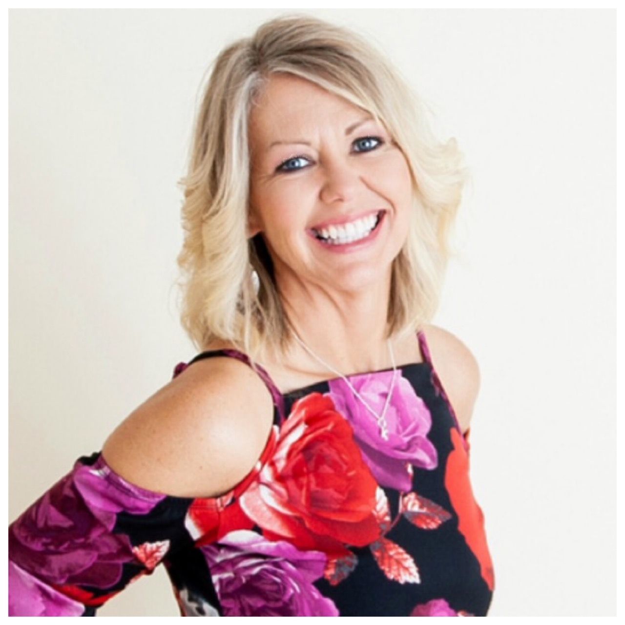 Land Listing Agent Photo