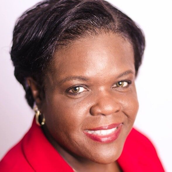 Land Listing Agent Photo