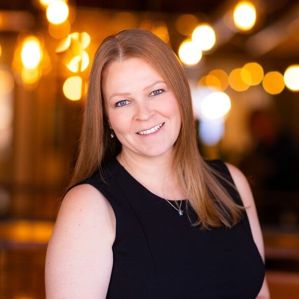 Land Listing Agent Photo