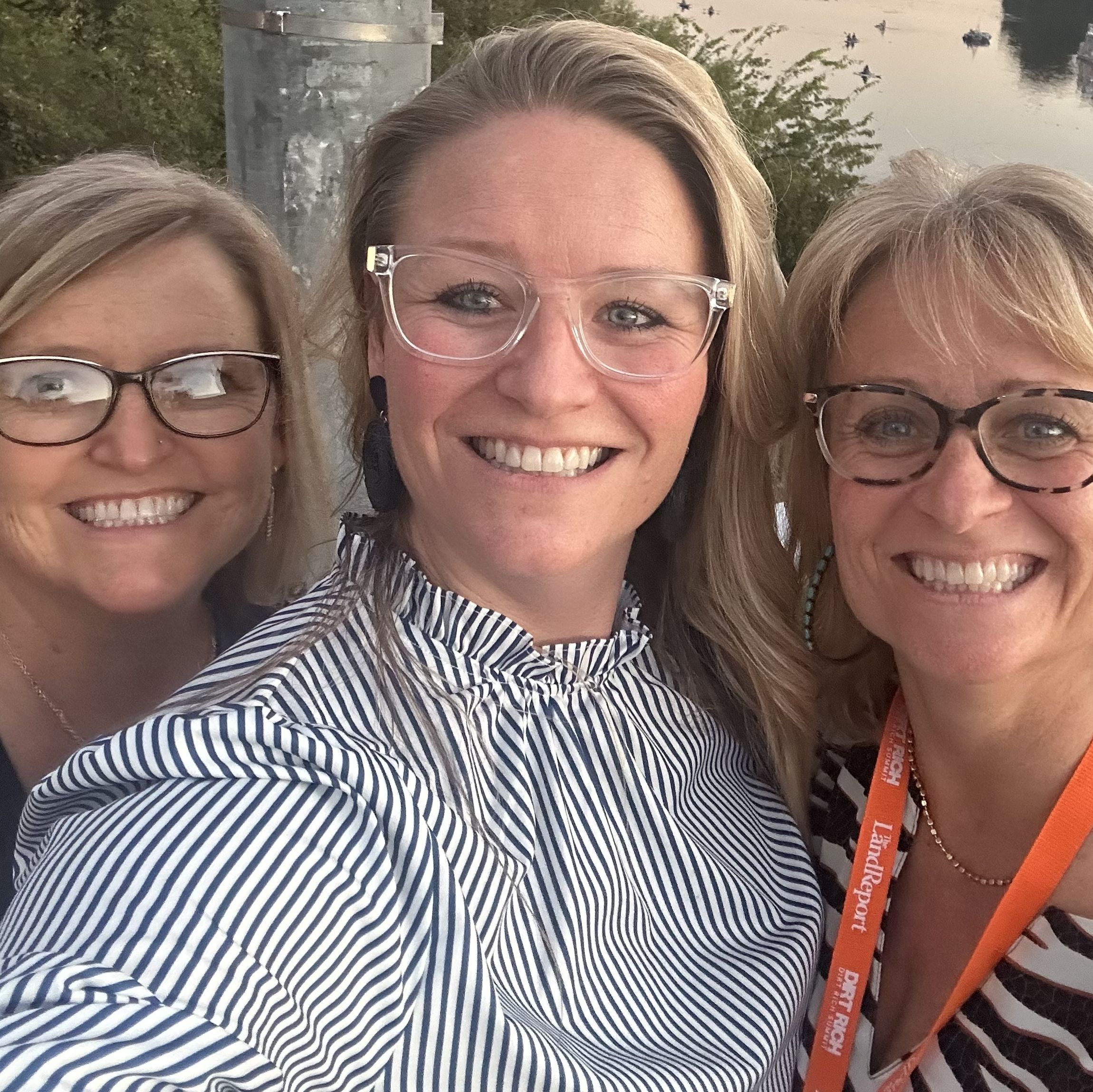 Land Listing Agent Photo