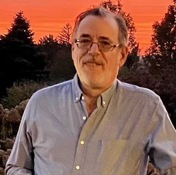 Land Listing Agent Photo