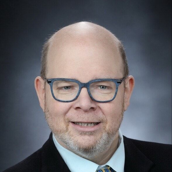 Land Listing Agent Photo