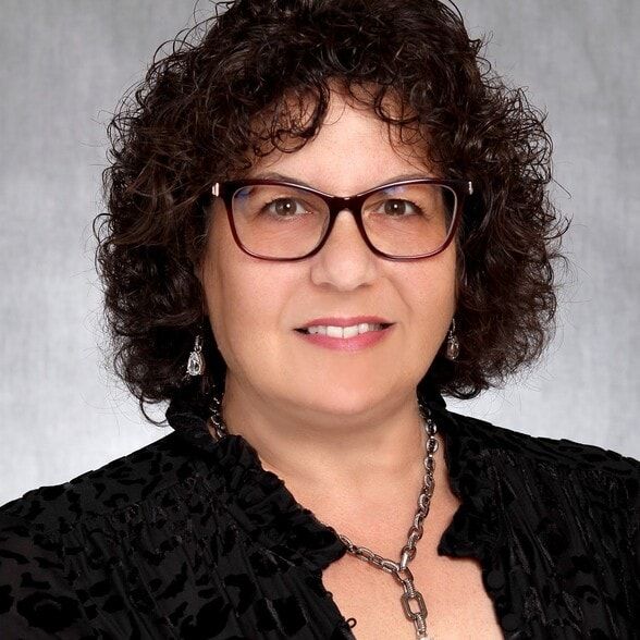 Land Listing Agent Photo