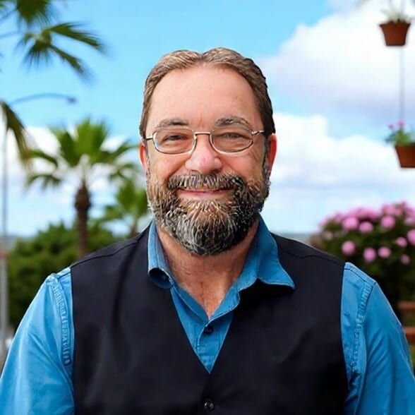 Land Listing Agent Photo