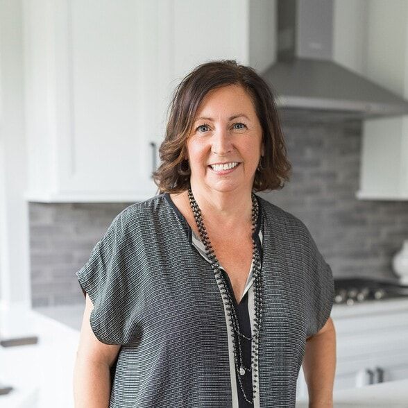 Land Listing Agent Photo