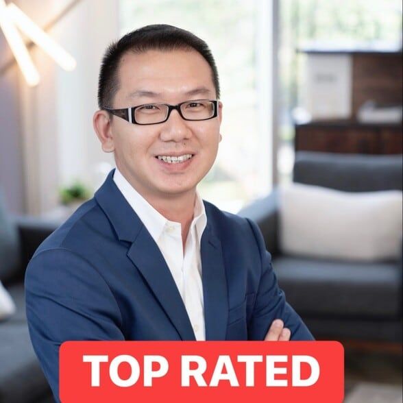 Land Listing Agent Photo