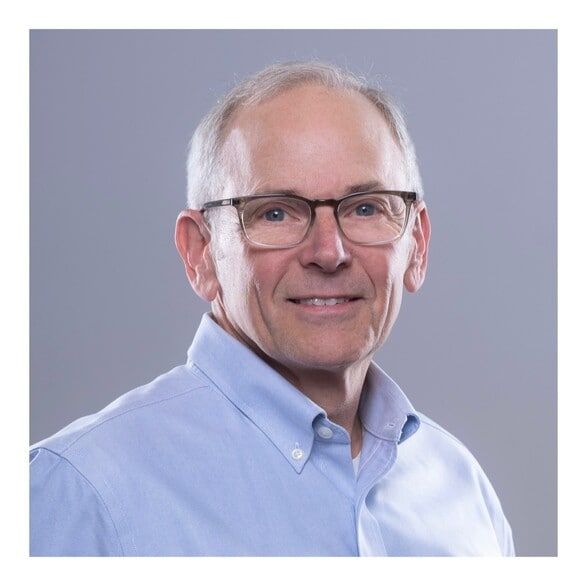 Land Listing Agent Photo