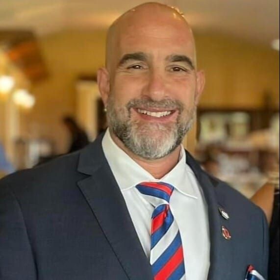 Land Listing Agent Photo