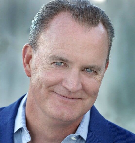 Land Listing Agent Photo