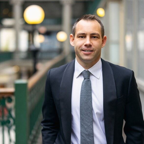 Land Listing Agent Photo