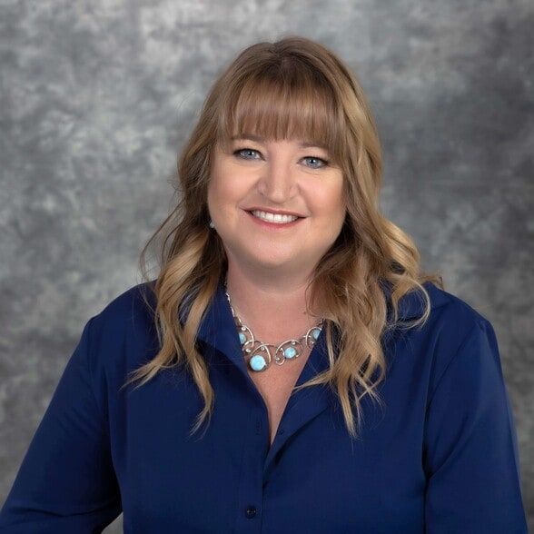 Land Listing Agent Photo