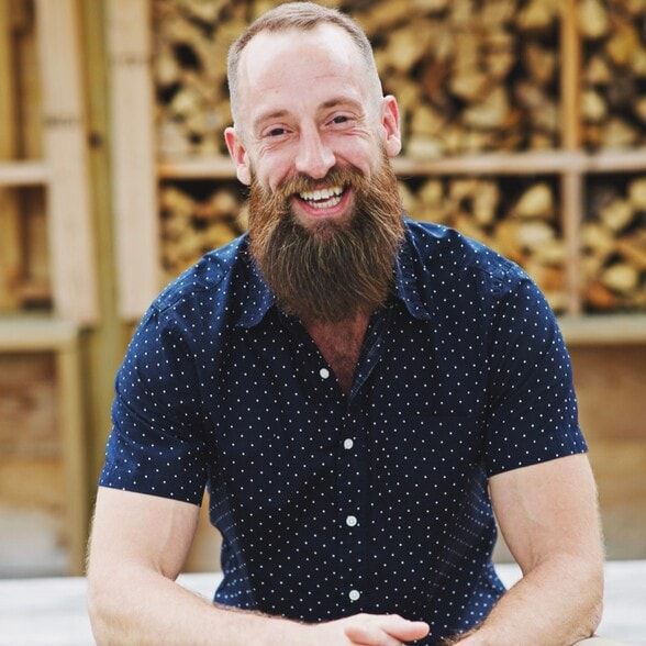 Land Listing Agent Photo