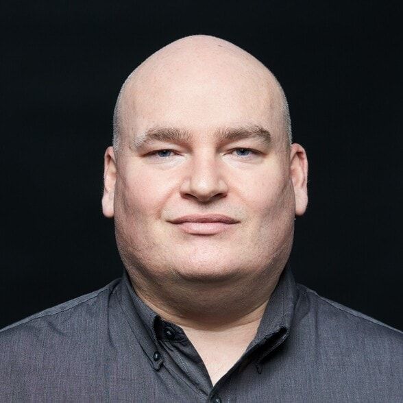 Land Listing Agent Photo