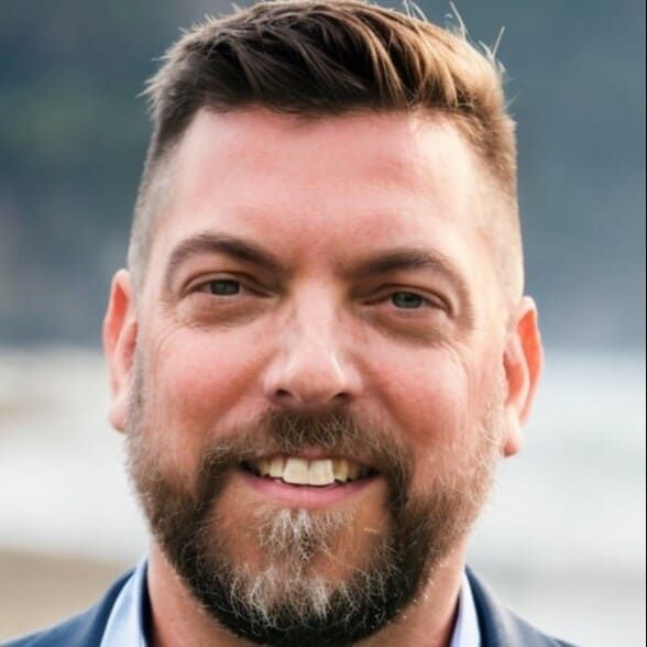 Land Listing Agent Photo