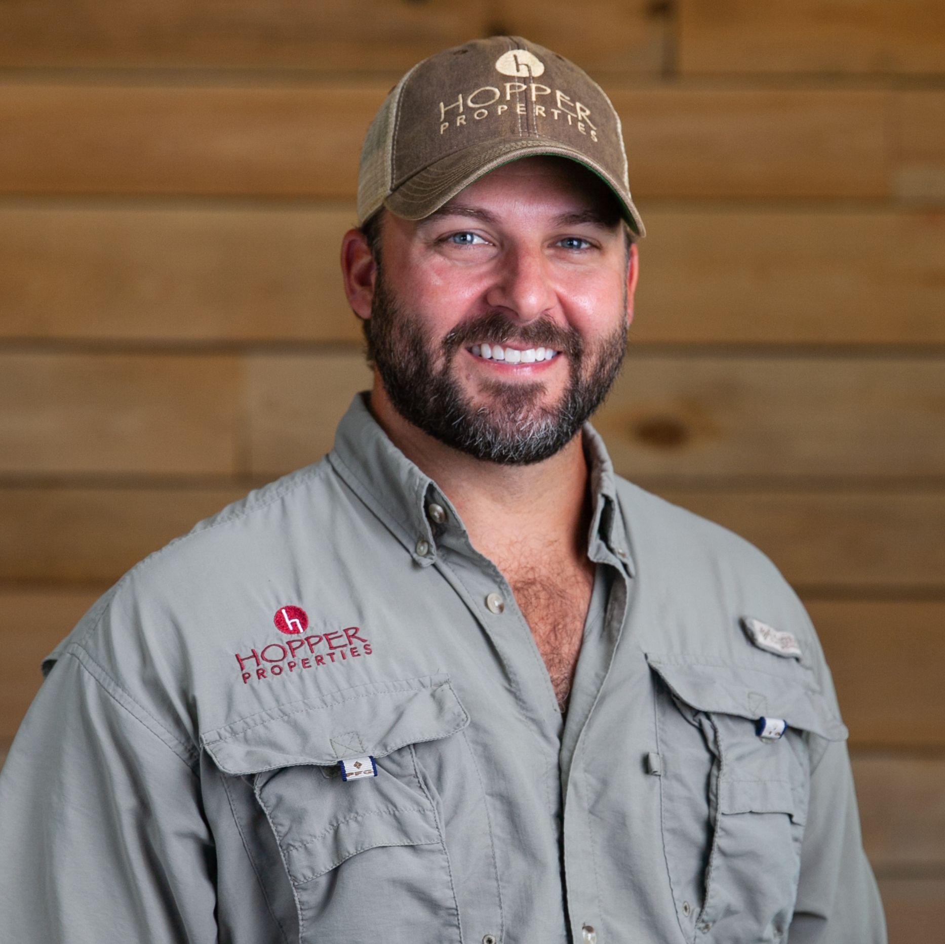 Land Listing Agent Photo