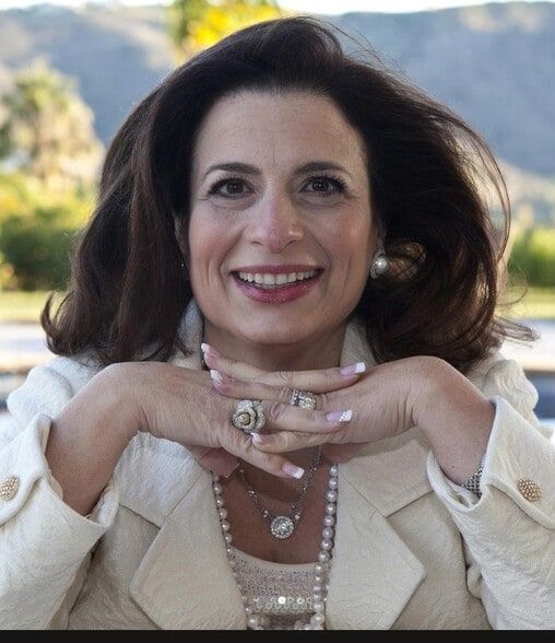 Land Listing Agent Photo