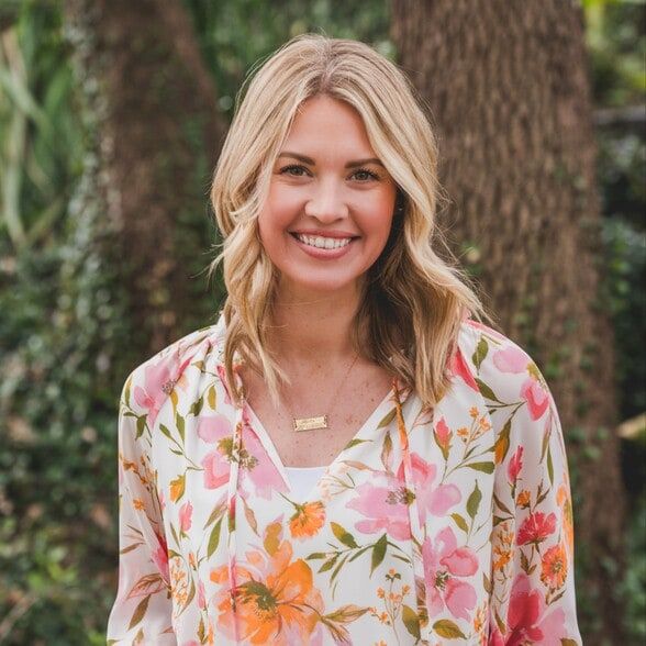 Land Listing Agent Photo