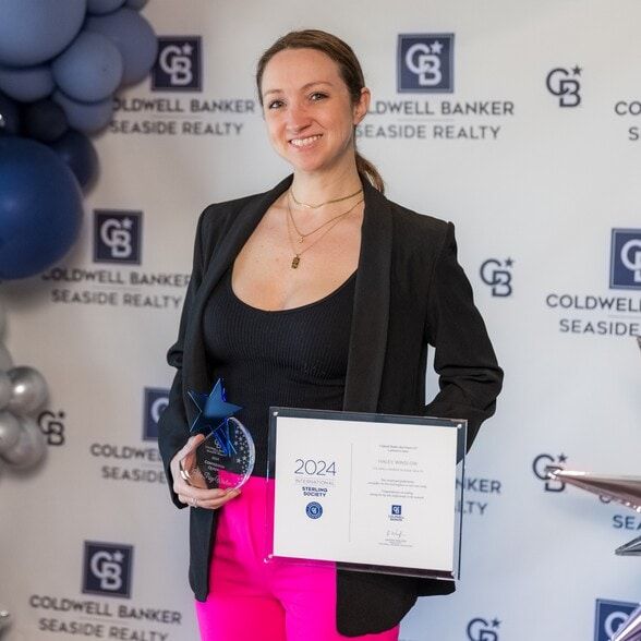 Land Listing Agent Photo