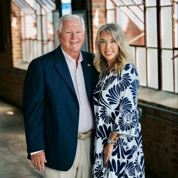 Land Listing Agent Photo