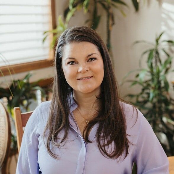 Land Listing Agent Photo