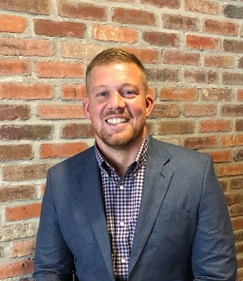 Land Listing Agent Photo