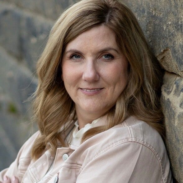 Land Listing Agent Photo