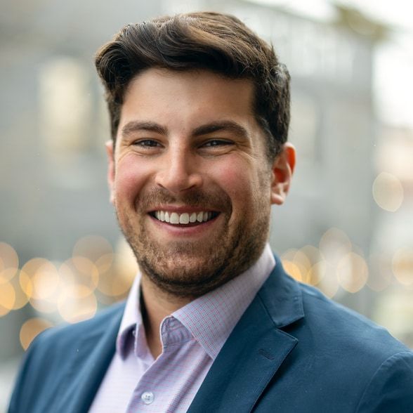 Land Listing Agent Photo