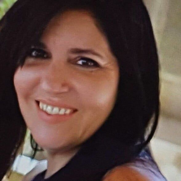 Land Listing Agent Photo