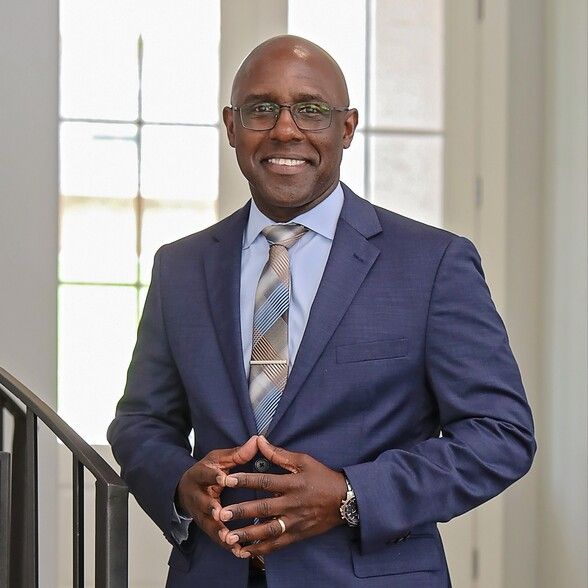 Land Listing Agent Photo