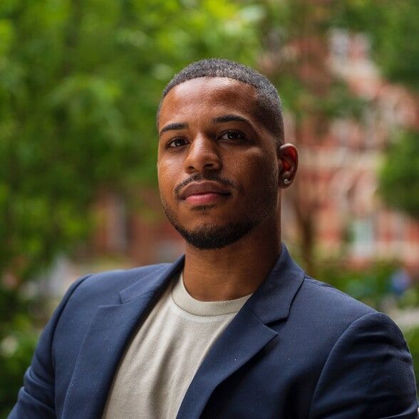 Land Listing Agent Photo