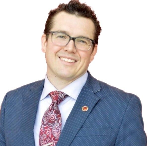 Land Listing Agent Photo