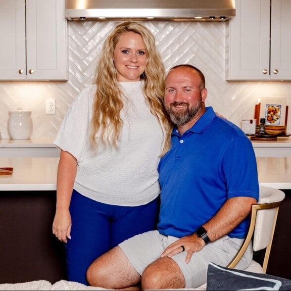 Land Listing Agent Photo