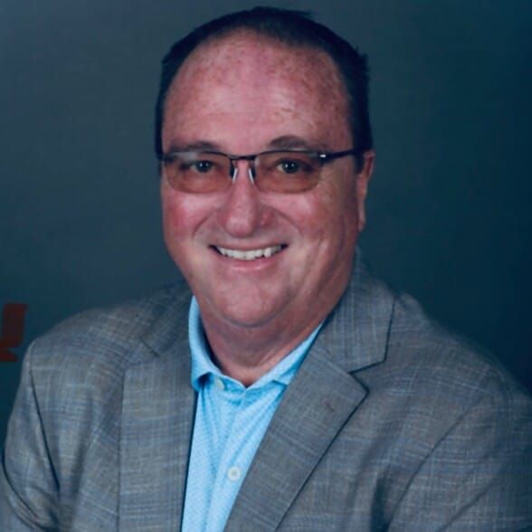 Land Listing Agent Photo