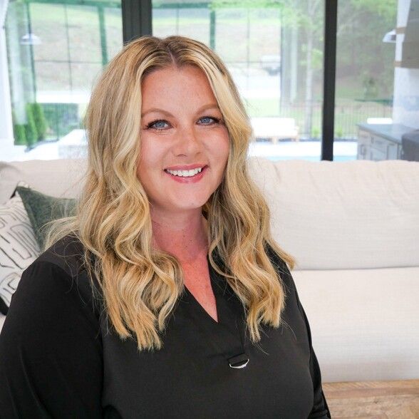 Land Listing Agent Photo