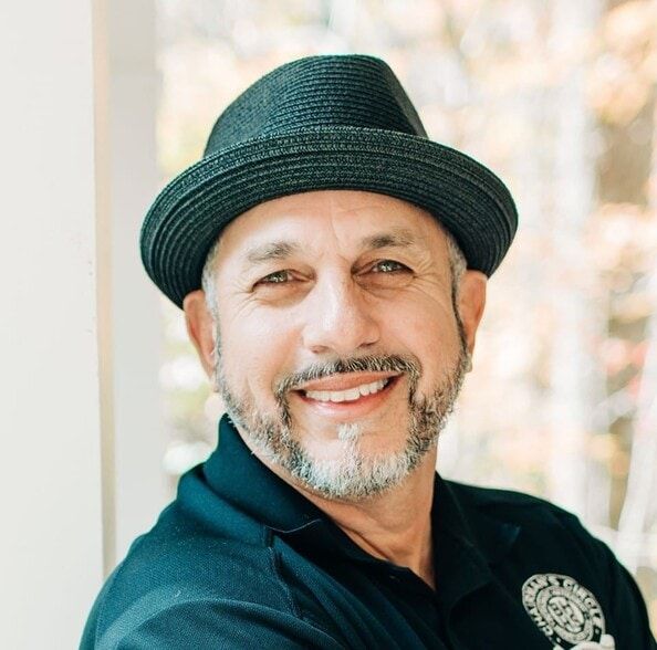 Land Listing Agent Photo