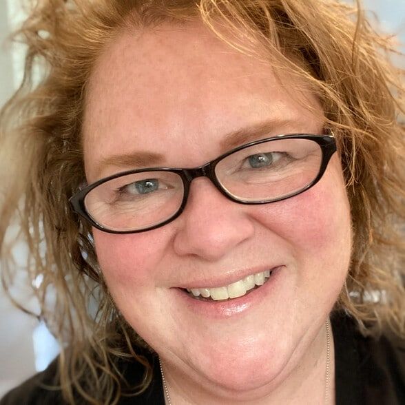 Land Listing Agent Photo