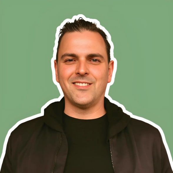 Land Listing Agent Photo