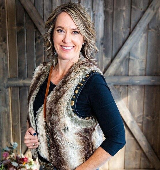 Land Listing Agent Photo