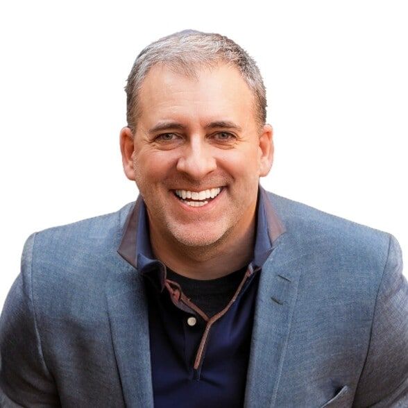 Land Listing Agent Photo