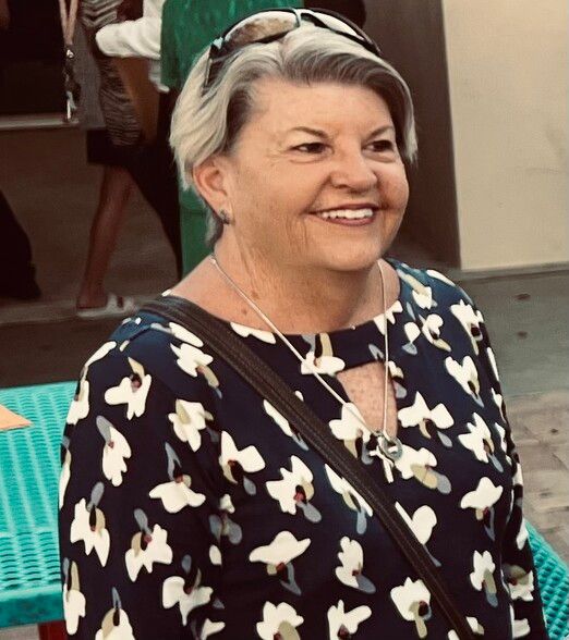 Land Listing Agent Photo