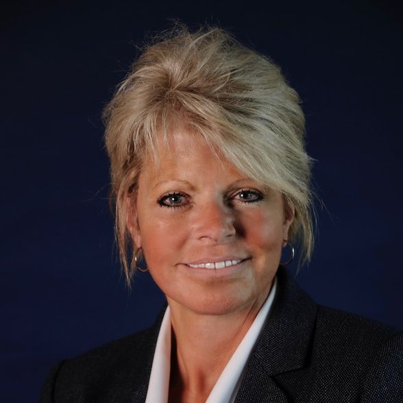 Land Listing Agent Photo