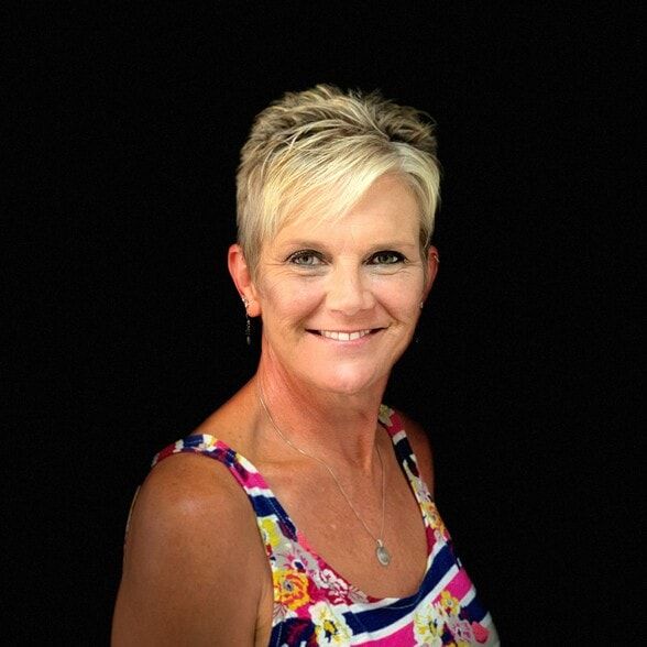 Land Listing Agent Photo