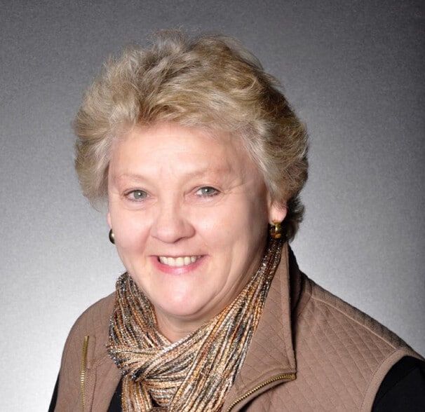 Land Listing Agent Photo