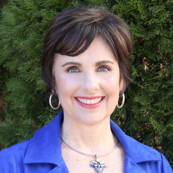 Land Listing Agent Photo