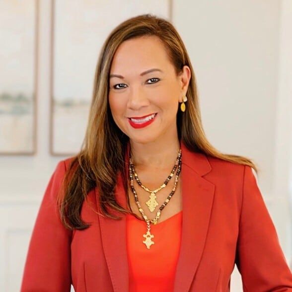 Land Listing Agent Photo