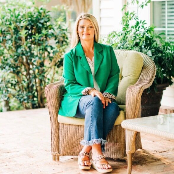 Land Listing Agent Photo